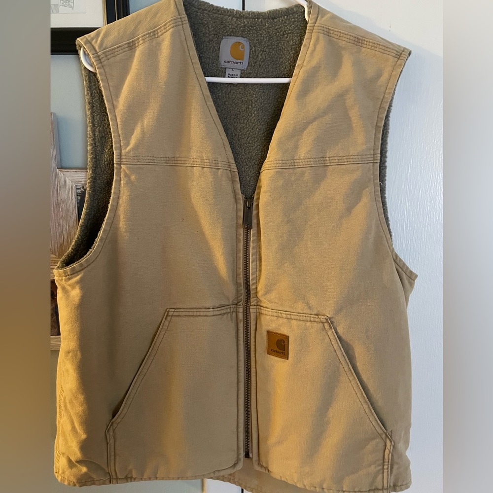 Carhartt size Large Tan vest